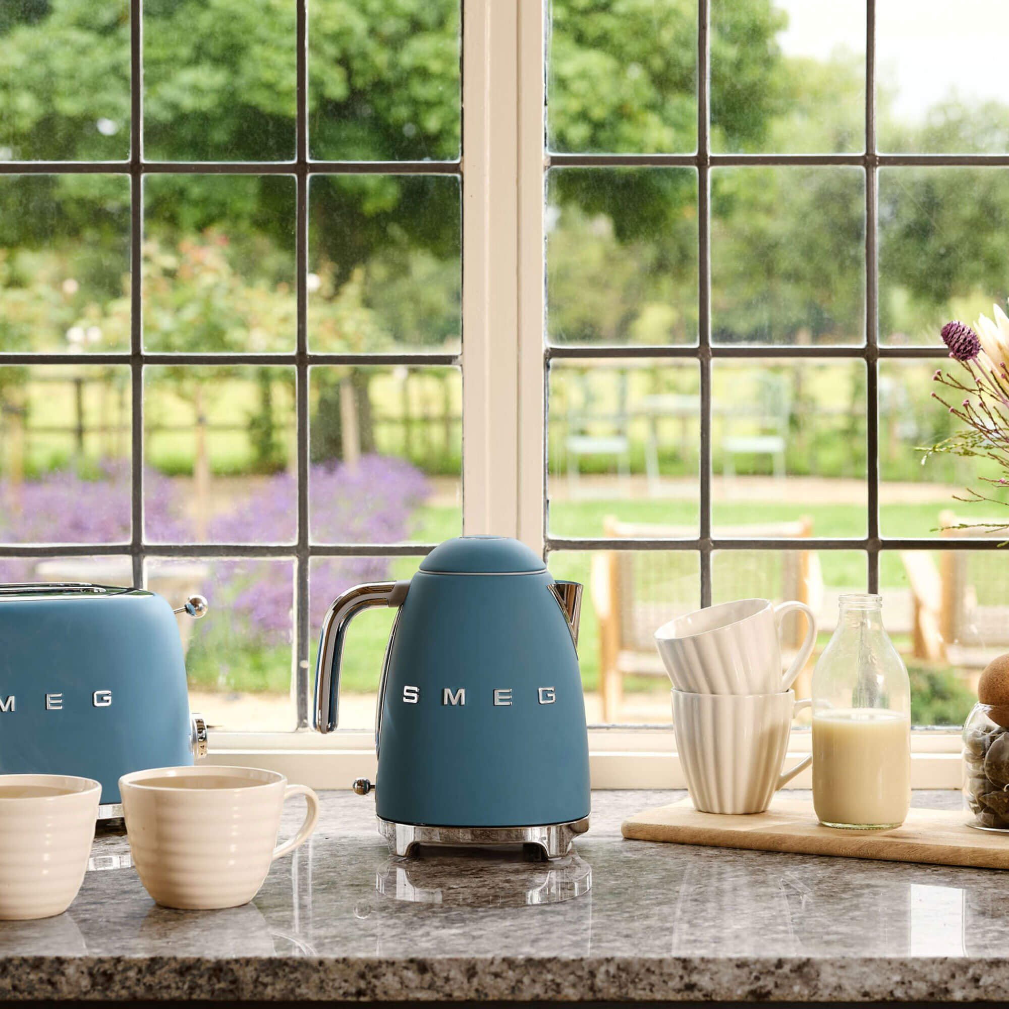 The Ultimate Guide to an Electric Kettle for Dorm Cooking